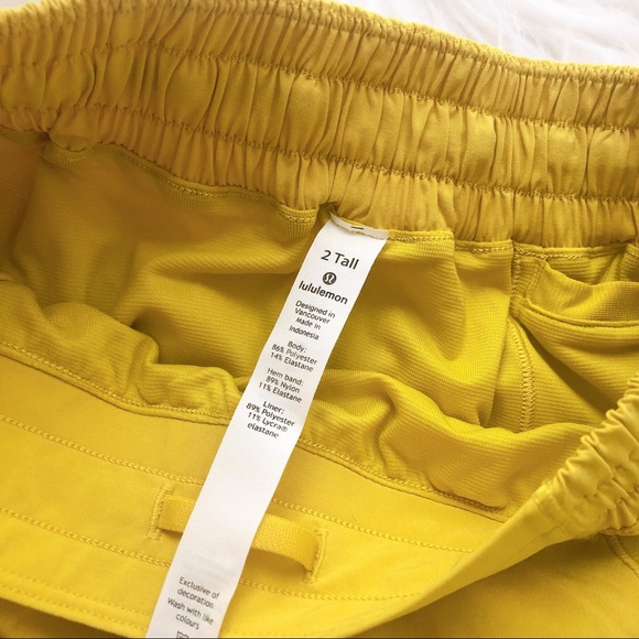 NWOT Lululemon Hotty Hot Short II *Long 4"-
Soleil - Picture 9 of 10